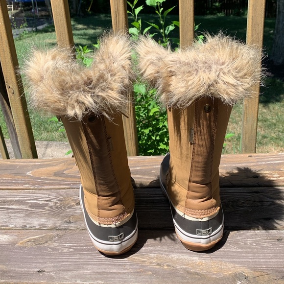 JBU Waterproof Snow Boots 9.5 - Picture 4 of 6